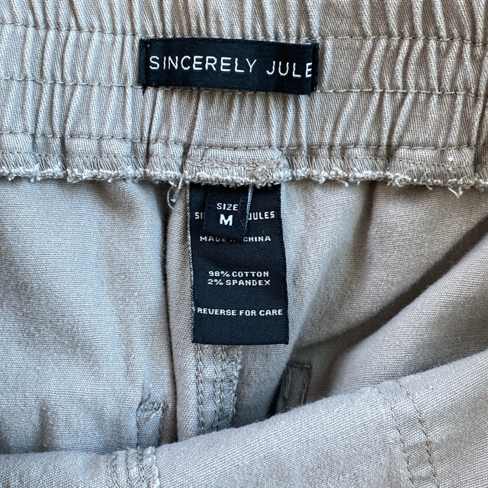 Jogger pants - Picture 2 of 3